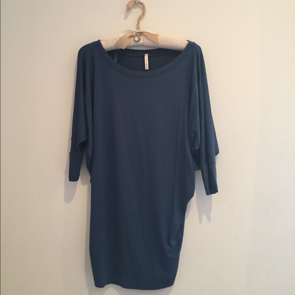 Blue tunic top